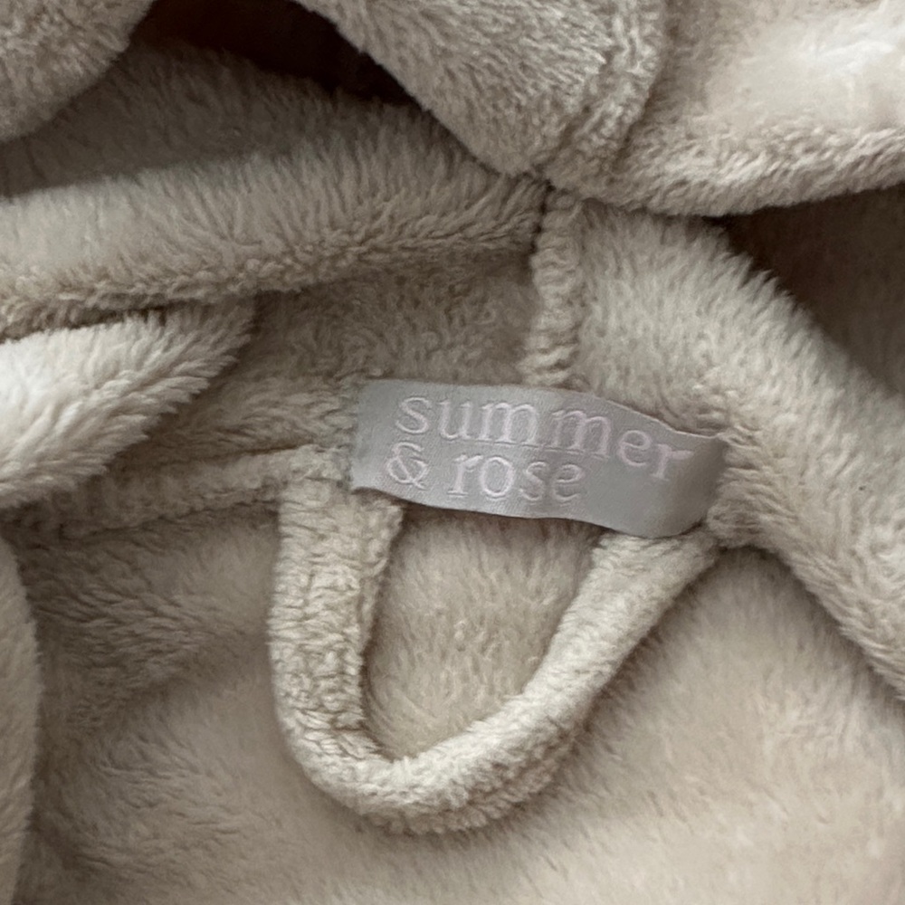 Summer & Rose Plush Cream Robe - Picture 2 of 4